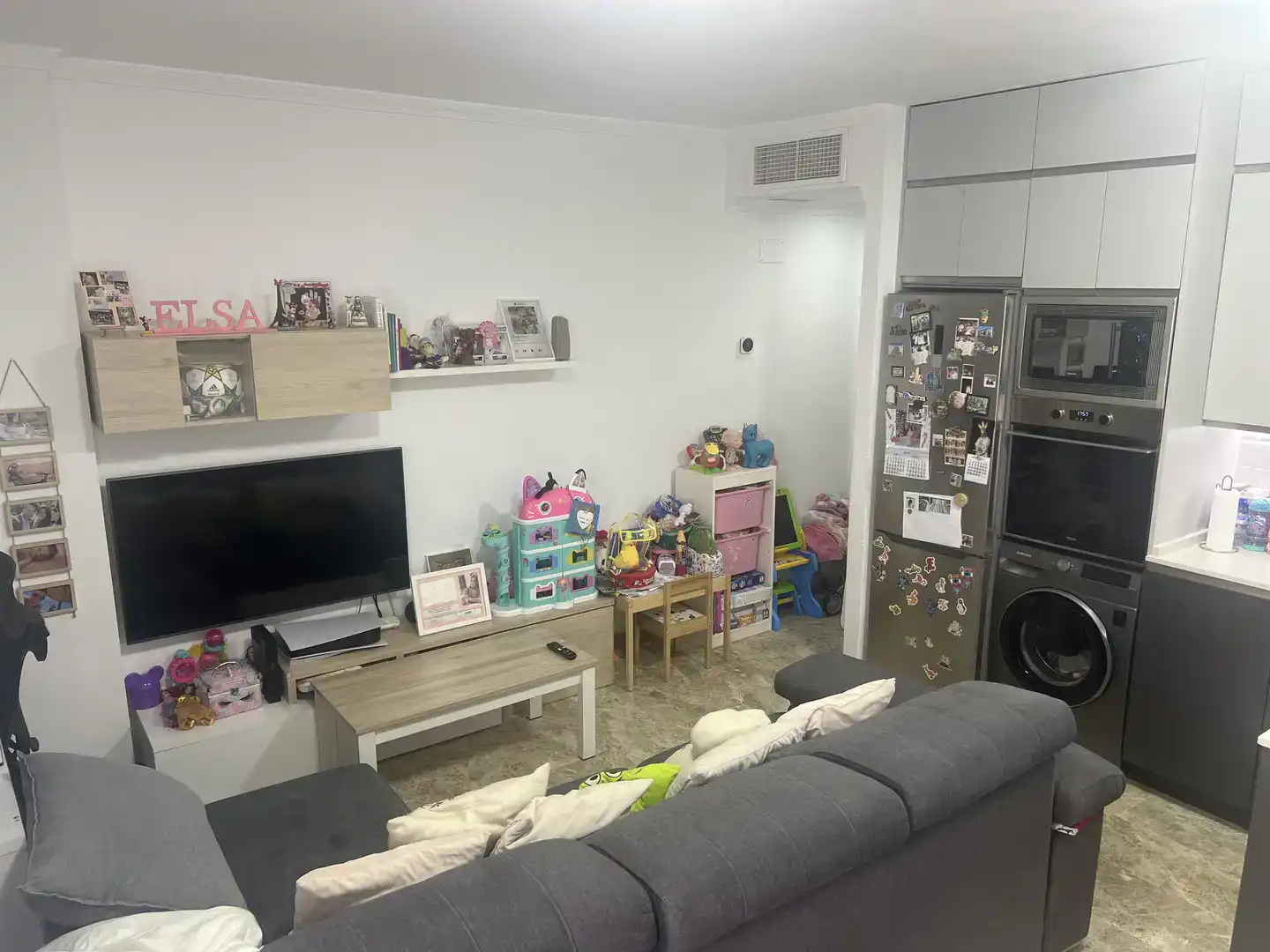 Living room of Flat for sale in Torremolinos  with Air Conditioner and Balcony