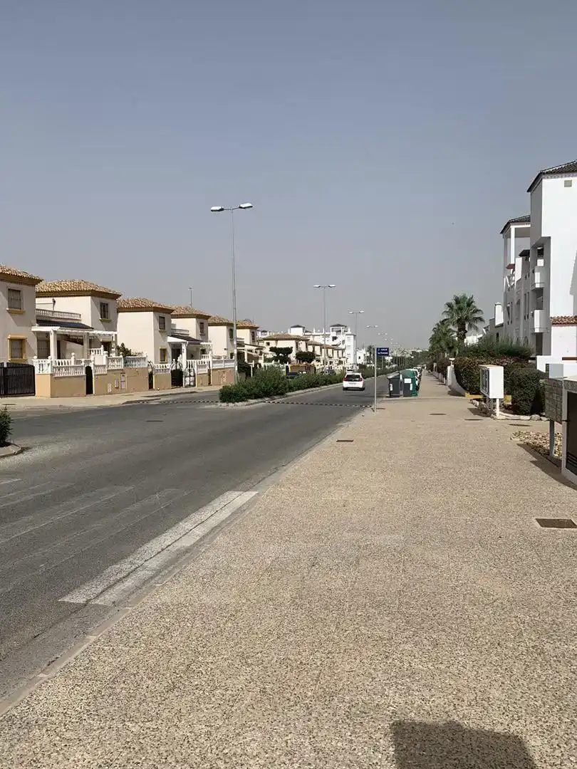 Vista exterior de Garatge en venda en Orihuela