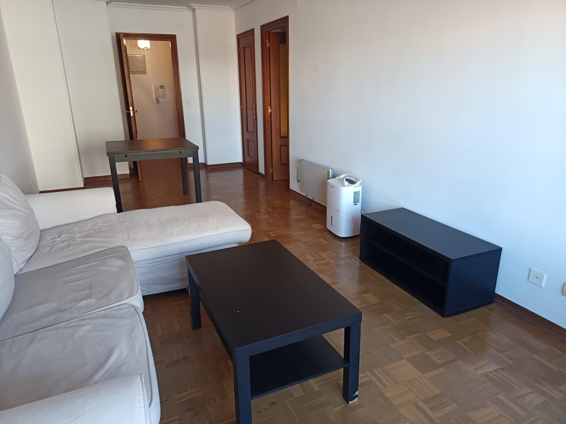 Living room of Apartment to rent in Valladolid Capital  with Heating and Terrace