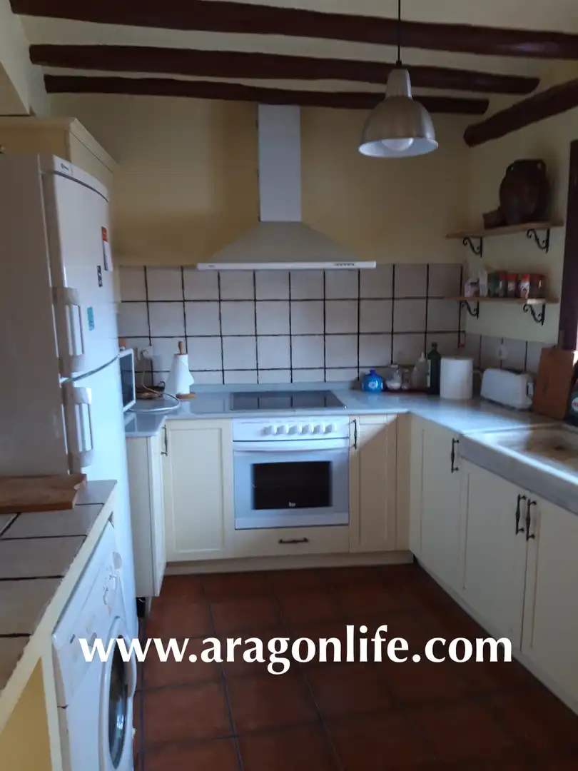 Kitchen of Houses for sale in Maella  with Furnished, Oven and Washing machine