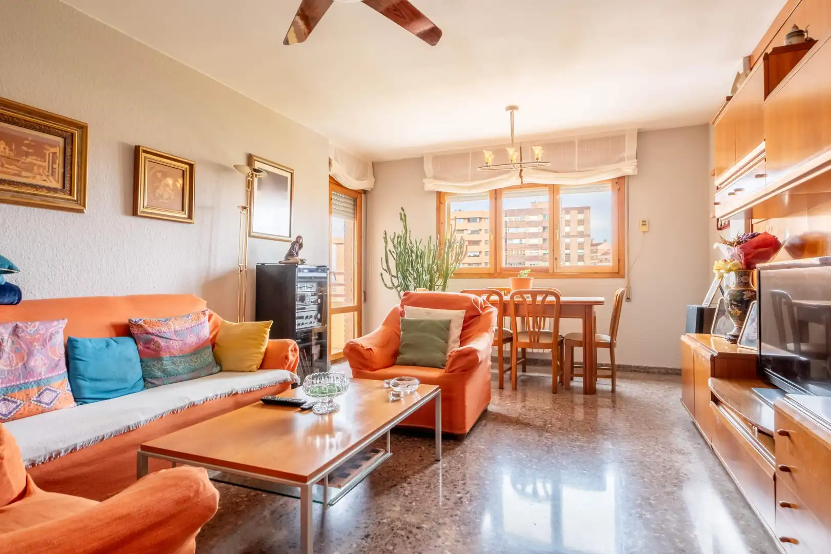Piso con ascensor en venta en Vía HISPANIDAD 56, imagen 3