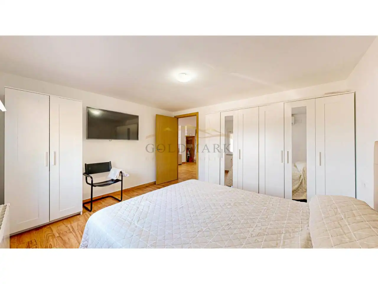 Dormitori de Casa o xalet en venda en Corbera de Llobregat amb Aire condicionat, Jardí privat i Terrassa