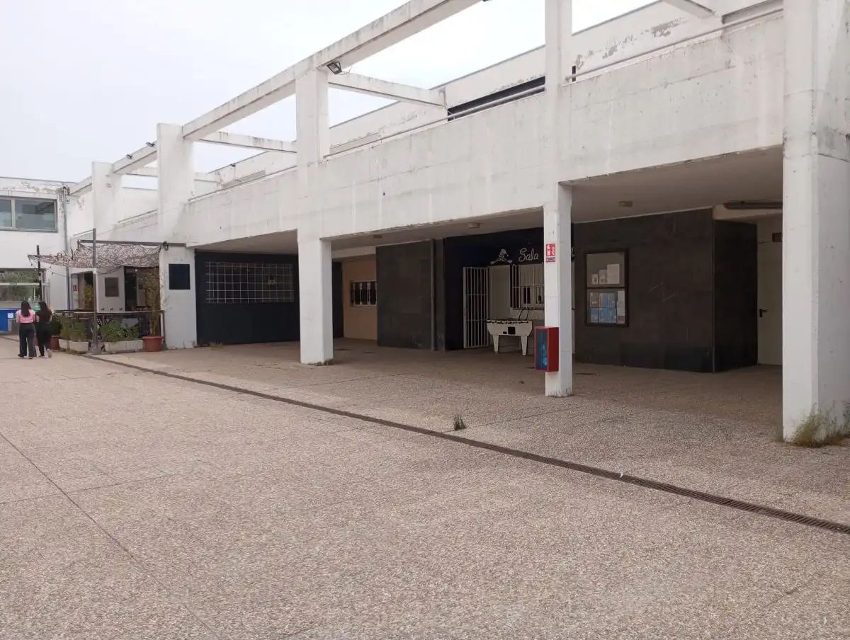 Vista exterior de Local en venda en Cabezón de Pisuerga