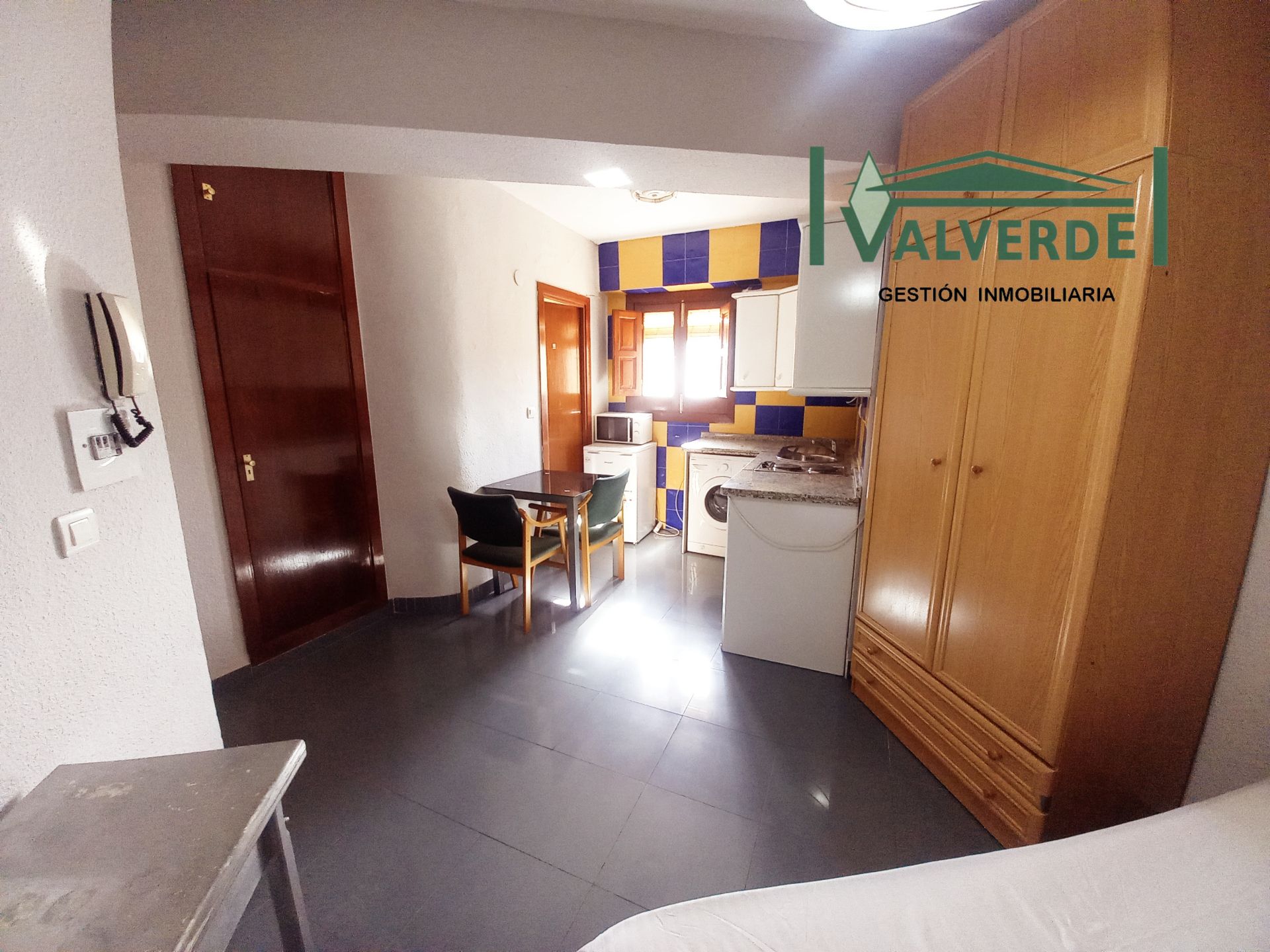 Kitchen of Study to rent in  Granada Capital  with Furnished, Washing machine and Microwave