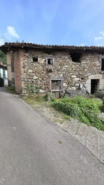 Vista exterior de Casa o xalet en venda en Quirós