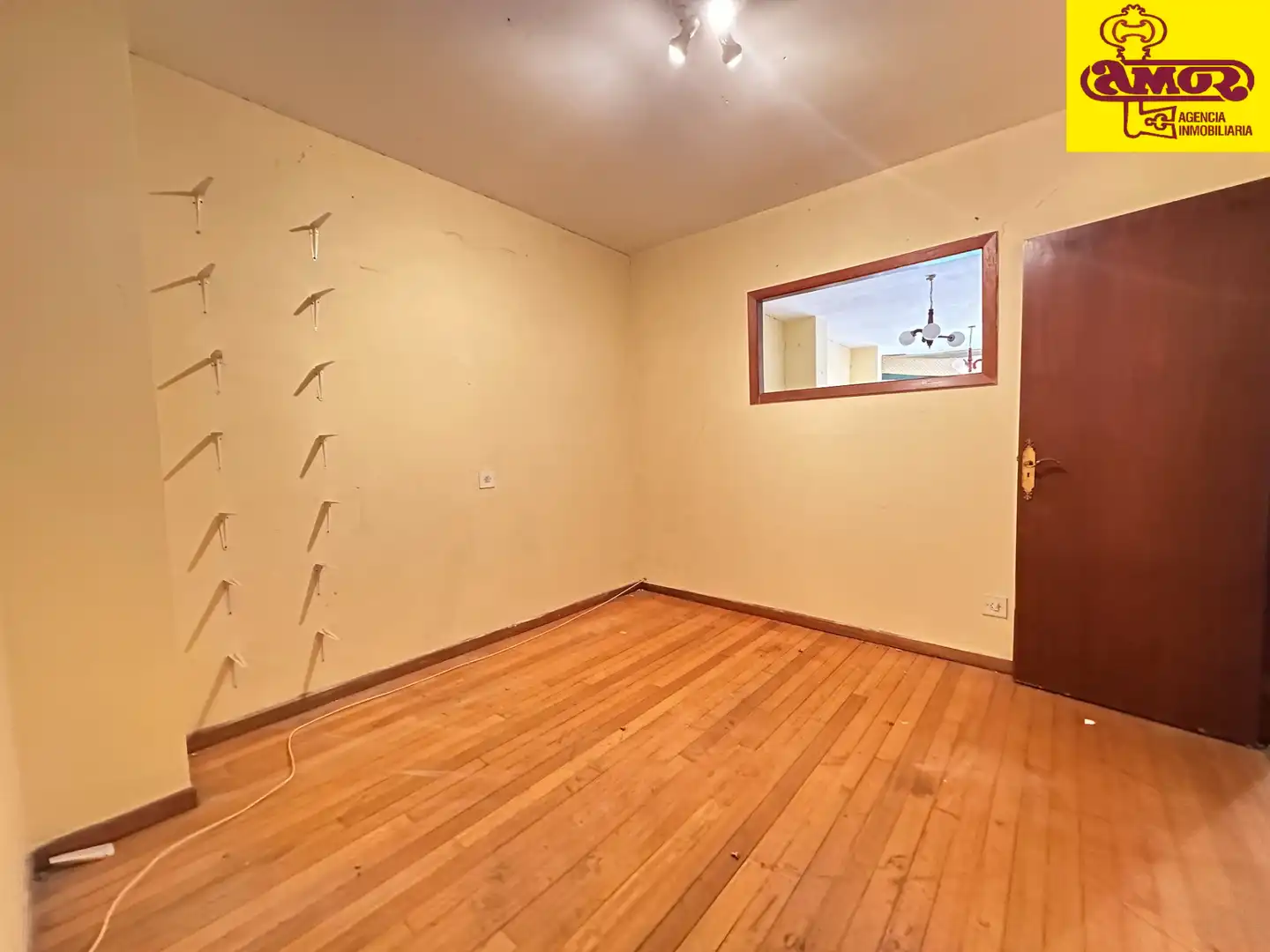Piso en venta en Santiago de Compostela  con Trastero