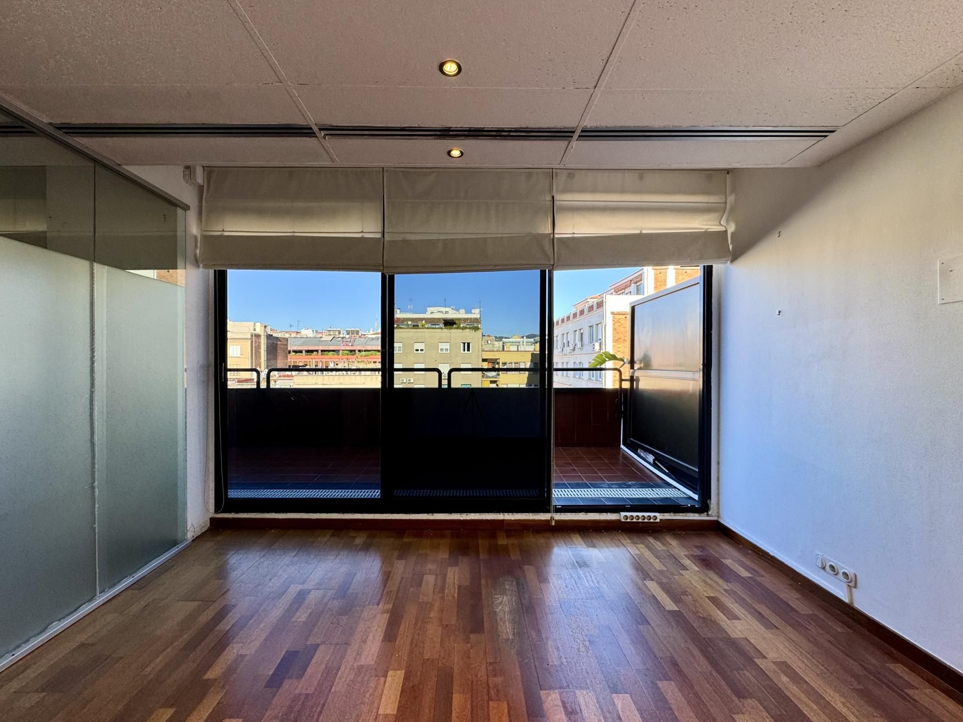 Terrassa de Oficina de lloguer en  Barcelona Capital