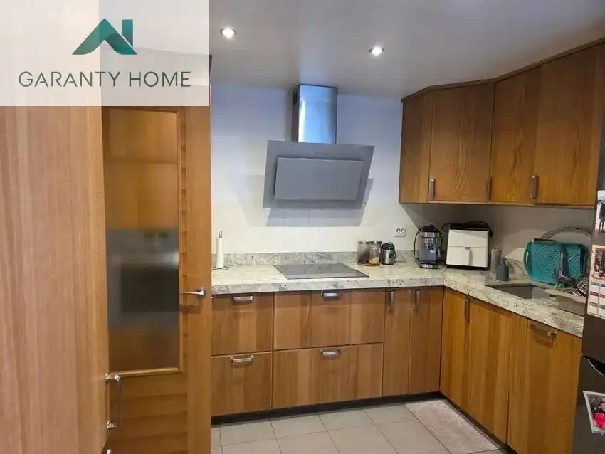 Cocina de Piso de alquiler en Fuengirola con Aire acondicionado, Jardín privado y Terraza