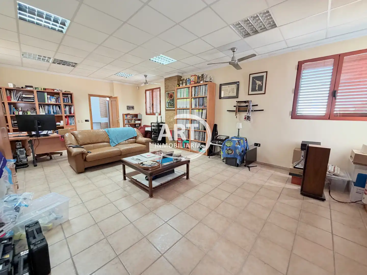 Houses for sale in Riba-roja de Túria  with Air Conditioner, Heating and Private garden