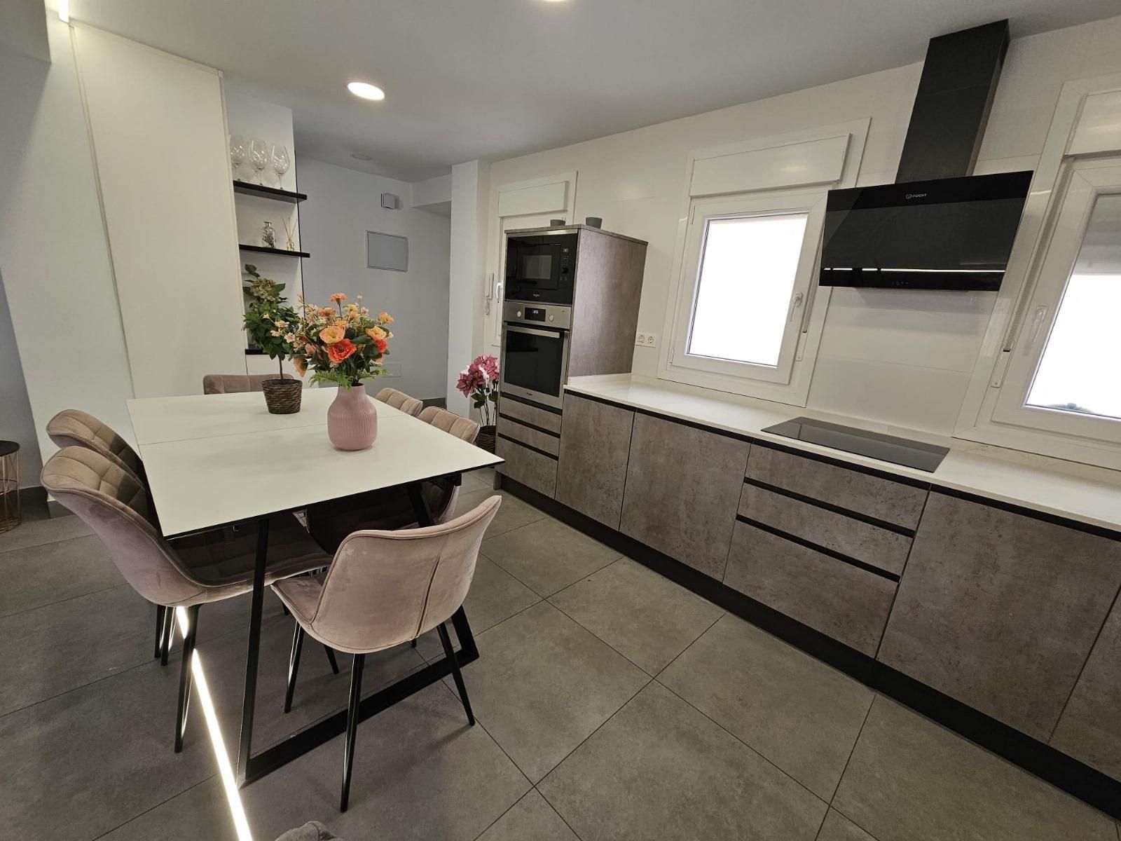Kitchen of Flat for sale in  Almería Capital  with Air Conditioner