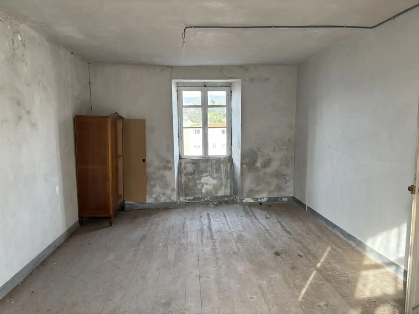 Habitación de Edificio en venta en Ortigueira
