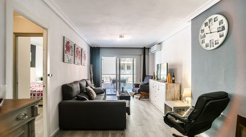 Foto 2 de Piso en venta en Zona Playa del Cura, Torrevieja