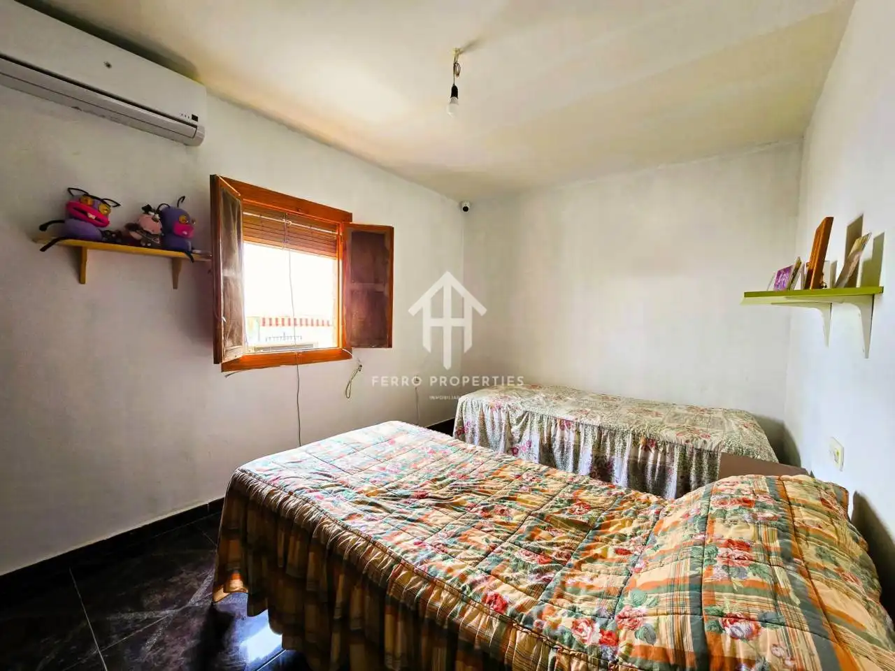 Casa o xalet en venda a Calle Granada, Loja