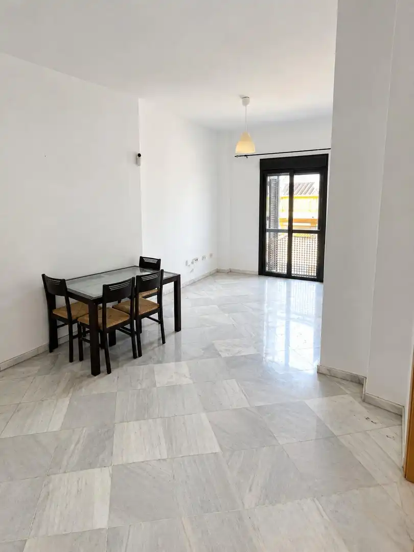 Comedor de Piso en venta en Marchena, Sevilla