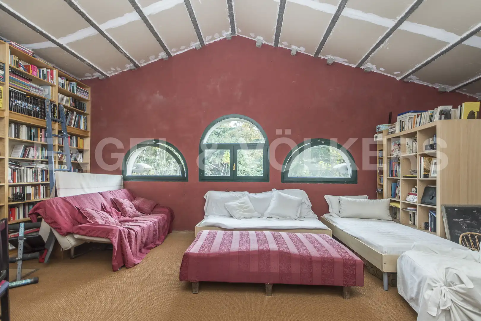 Sala de estar de Finca rústica en venta en Sant Cebrià de Vallalta con Calefacción, Jardín privado y Terraza