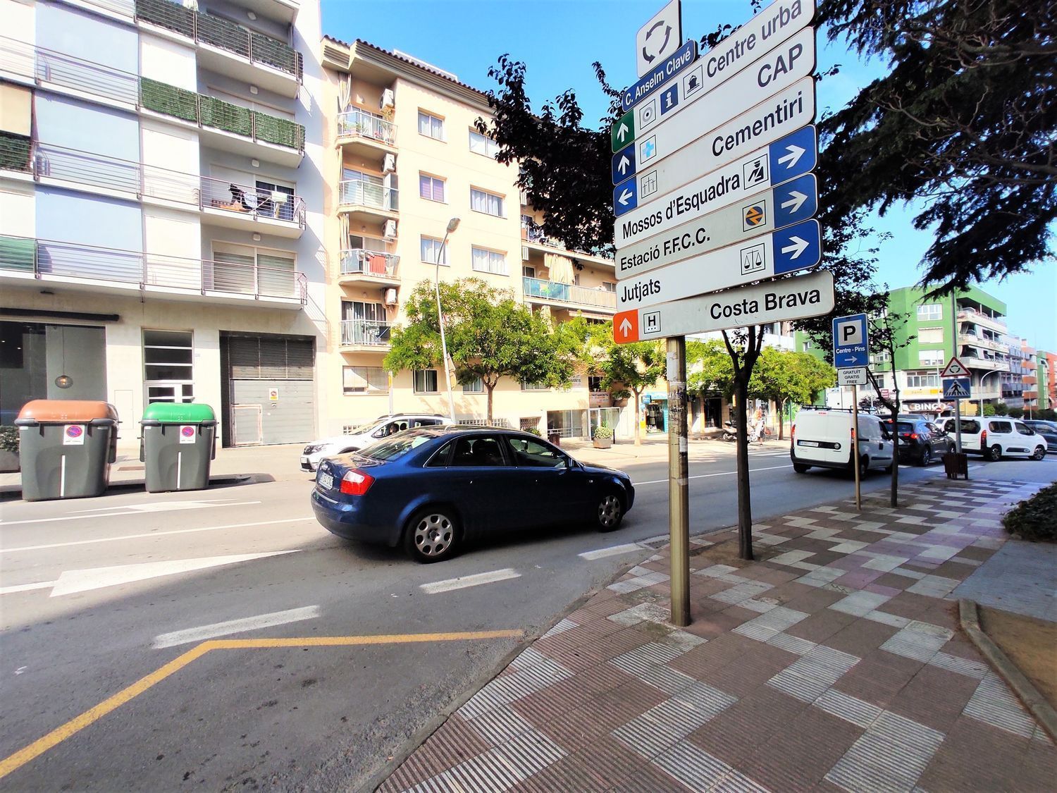 Vista exterior de Pis en venda en Blanes amb Calefacció