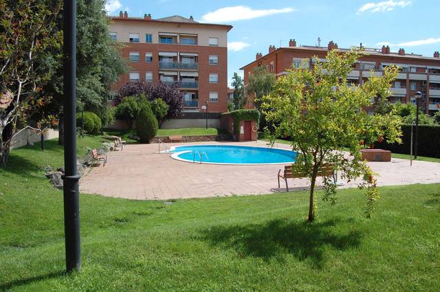 Dúplex en Alquiler en Passeig de Francesc Macià en Coll Favà