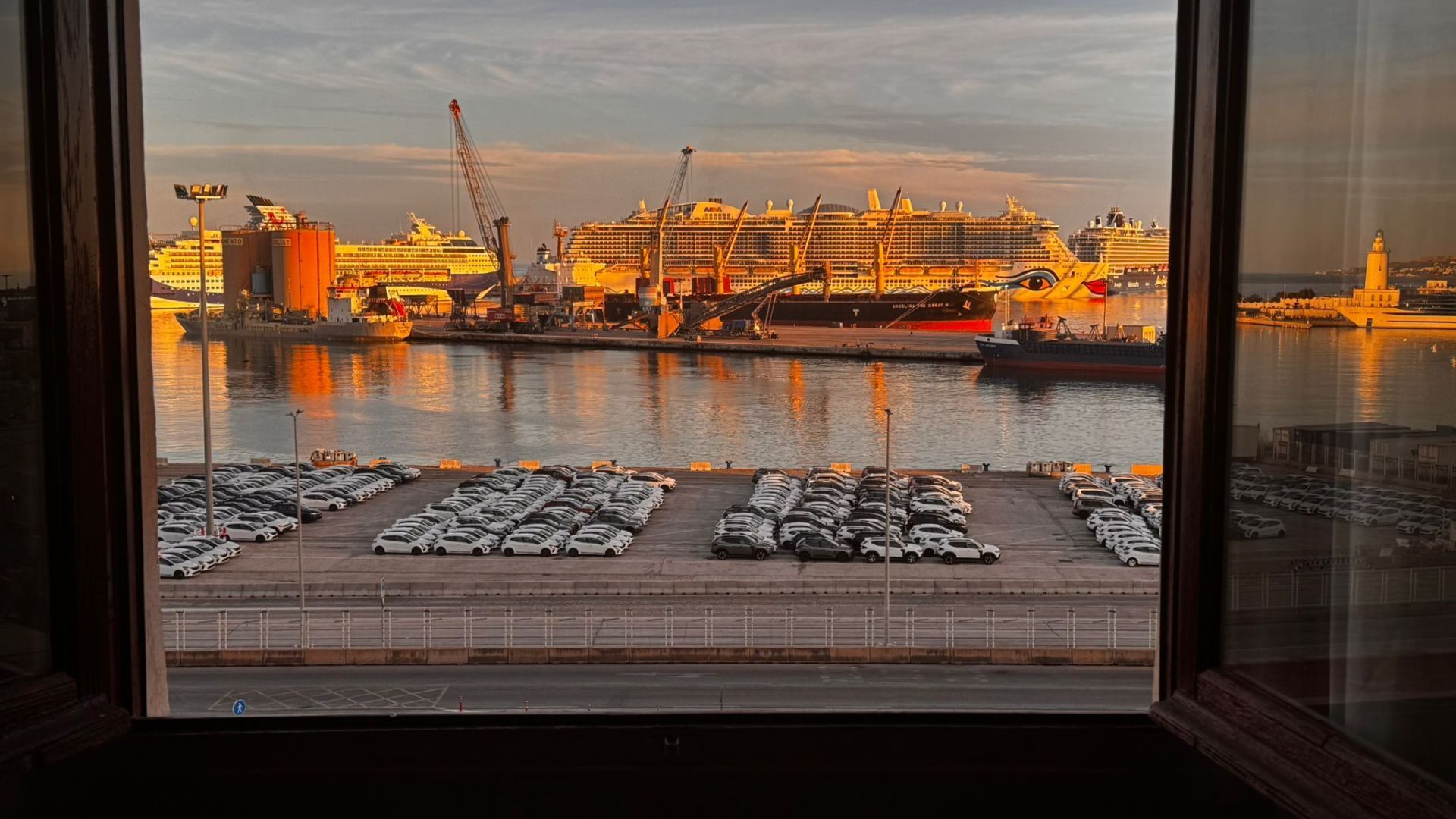 Parking de Piso de alquiler en Málaga Capital con Aire acondicionado