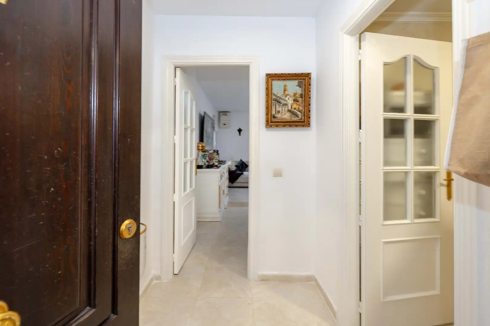 Planta baja en venta en Marbella con Terraza y Piscina comunitaria