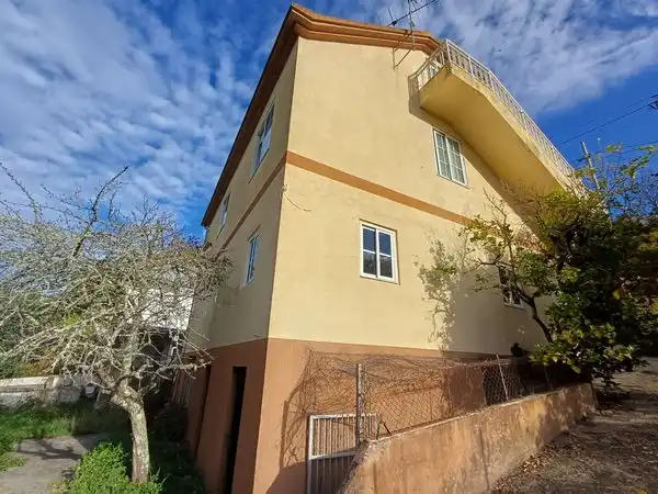 Casa con terraza en venta en Barro Granxal, imagen 2