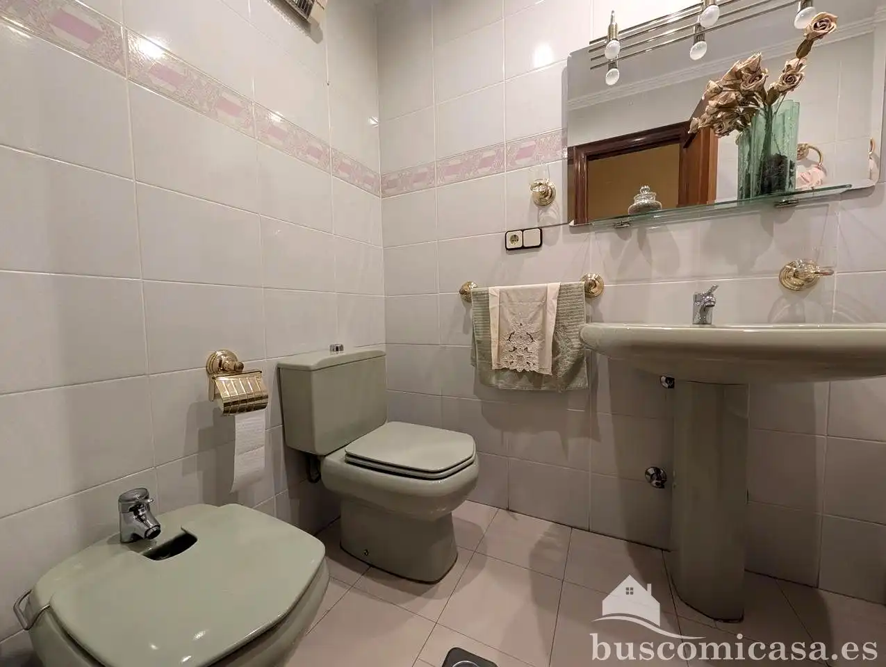 Badezimmer von Wohnung zur Miete in Linares mit Klimaanlage, Terrasse und Möbliert
