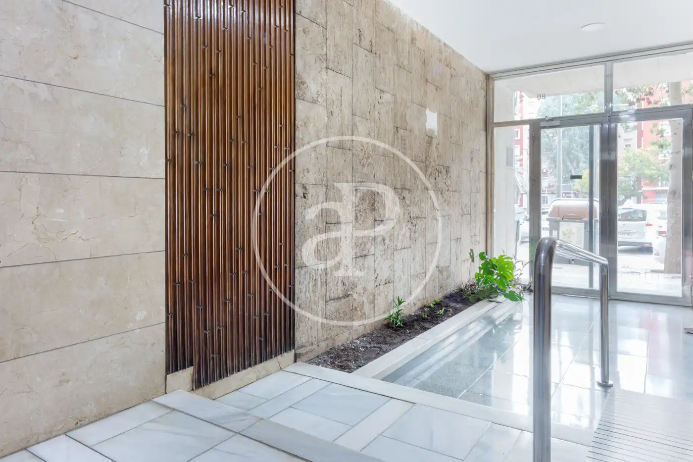 Piso en venta en Valencia con Calefacción y Balcón