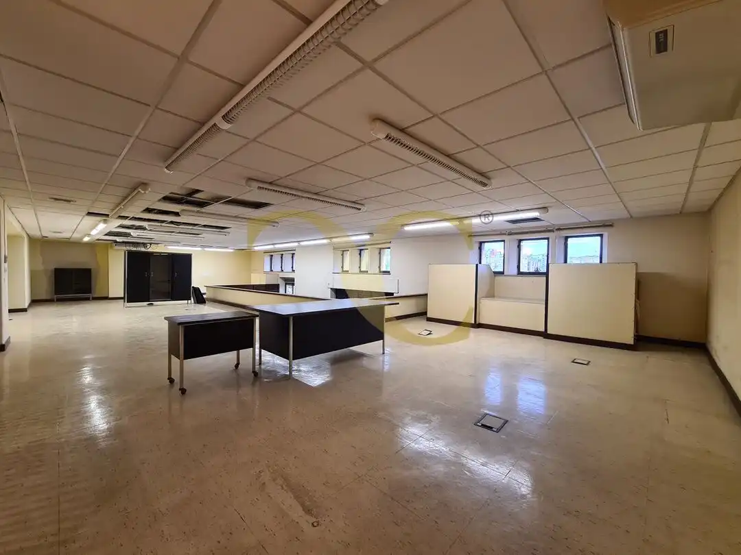 Commercial properties for rent in Gijón   with Air Conditioner