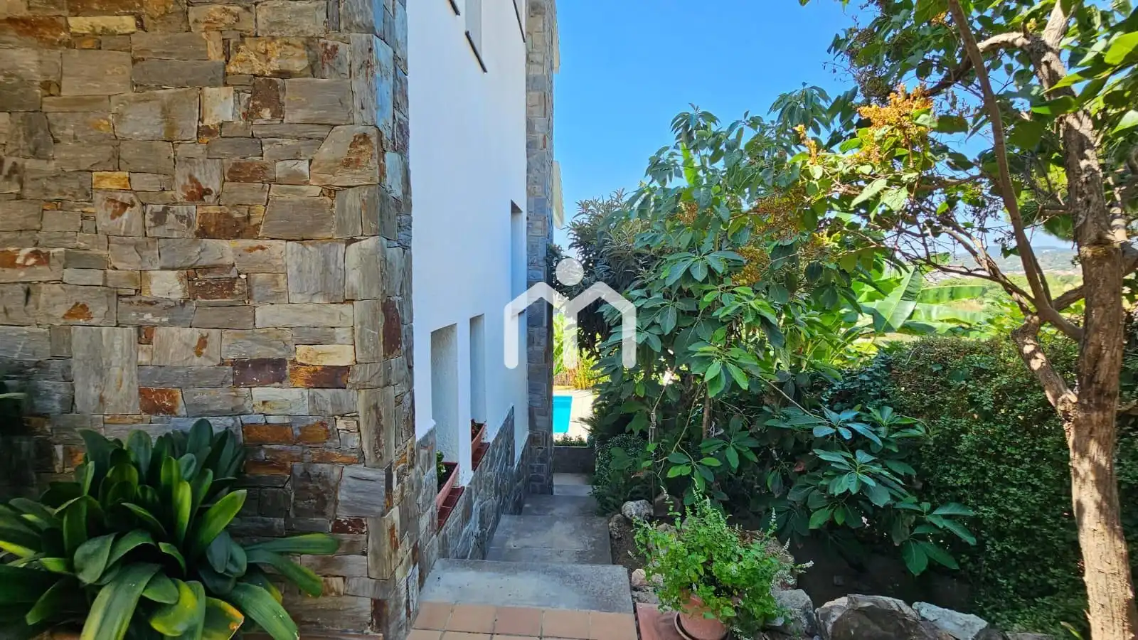 Vista exterior de Casa o chalet en venta en Teià con Calefacción, Terraza y Trastero