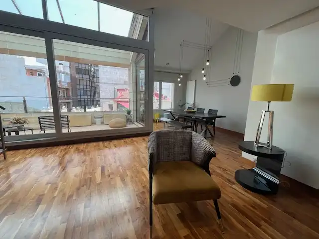 Maisonette zur Miete in Carrer Tomás López Torregrosa, Barrio del Centro