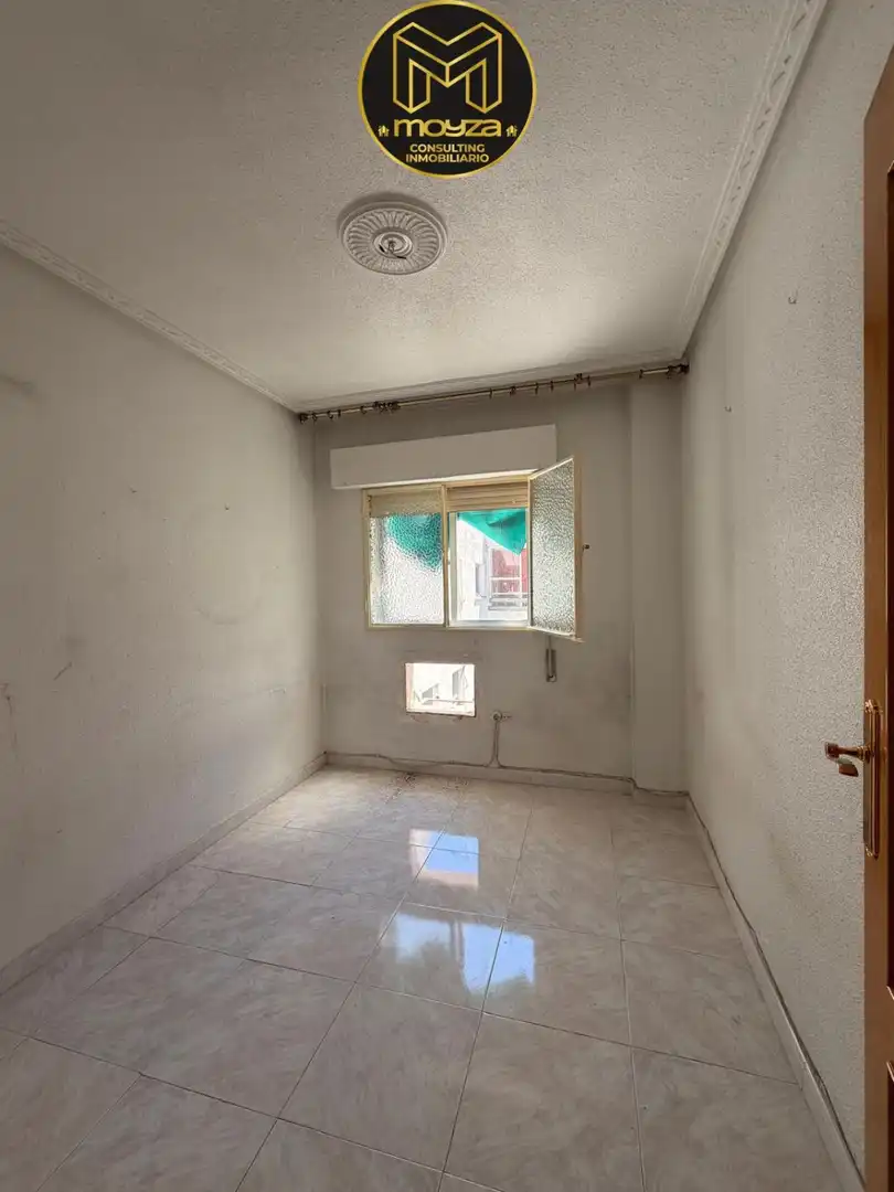 Habitación de Ático en venta en Jaén con Terraza