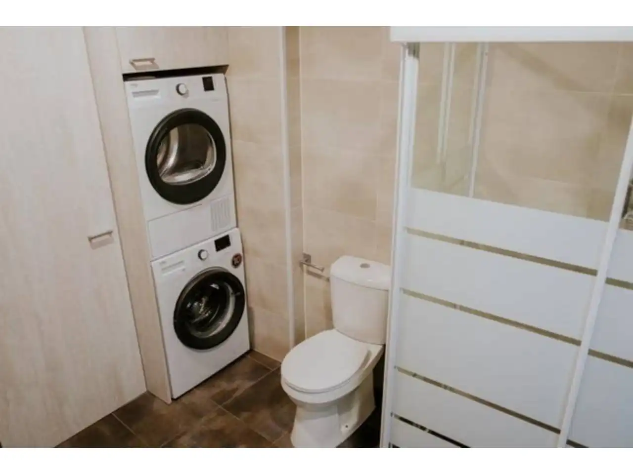 Badezimmer von Wohnung zum Verkauf in Cardona mit Heizung, Parkett und Balkon