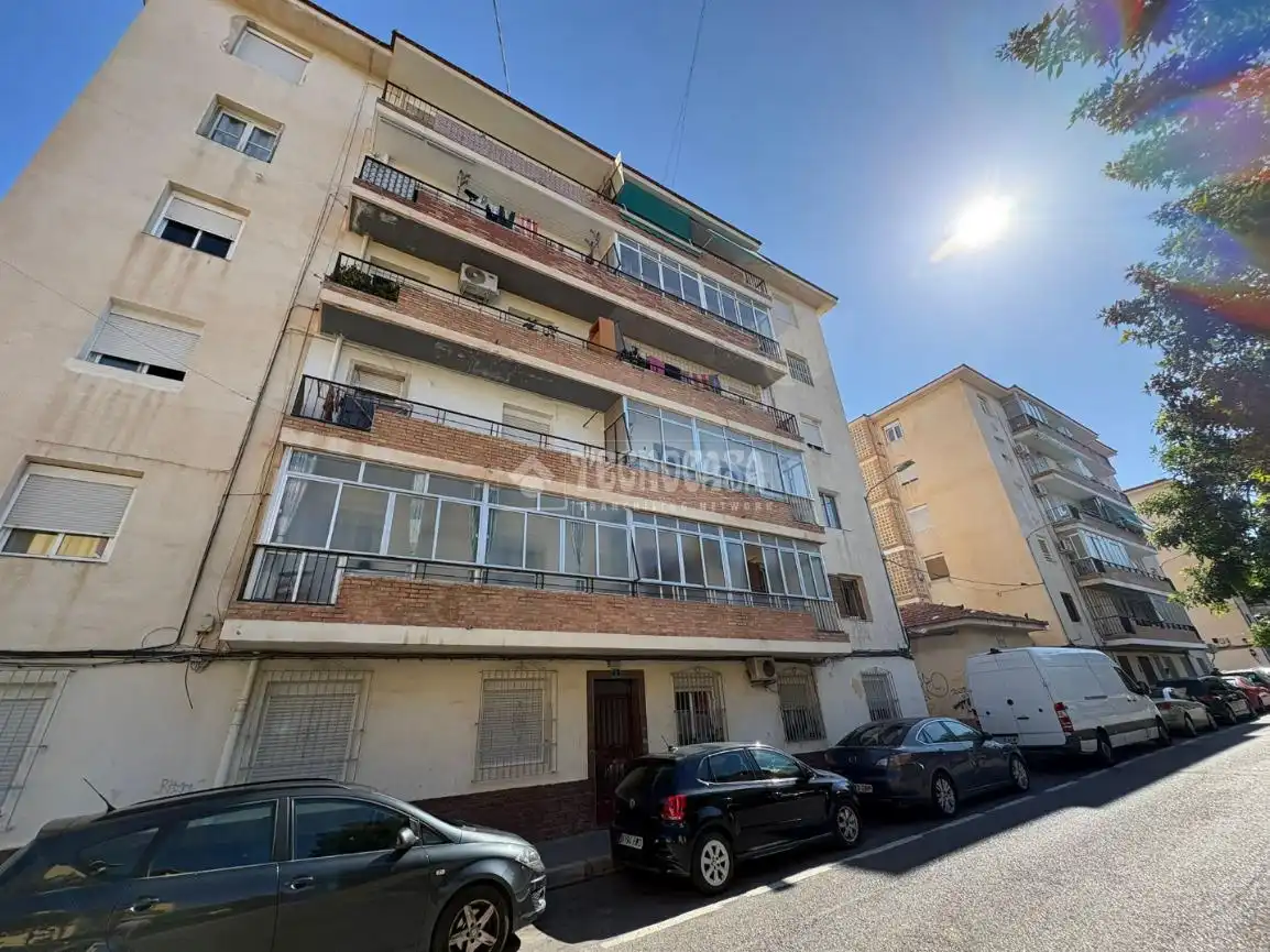 Vista exterior de Piso en venta en Alicante / Alacant