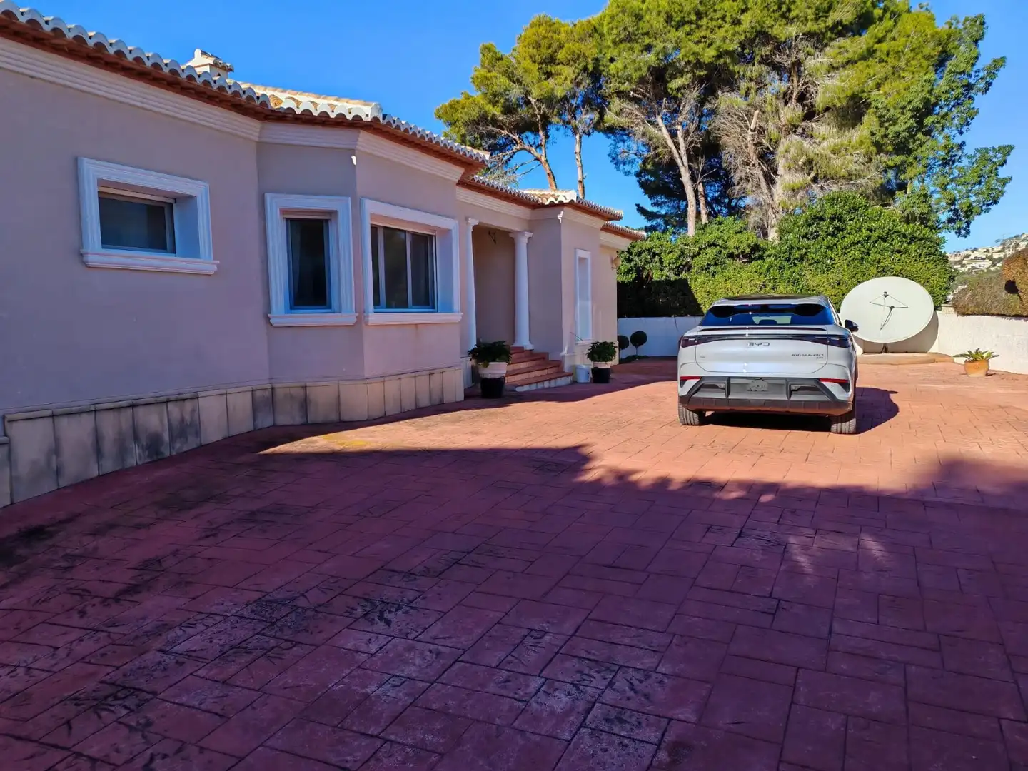 Exterior view of Houses for sale in Moraira