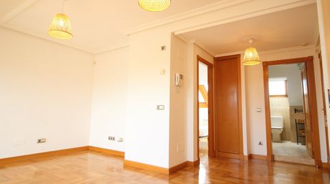 Foto 3 von Wohnung zur Miete in Gijón - Corin Tellado, Viesques, Gijón