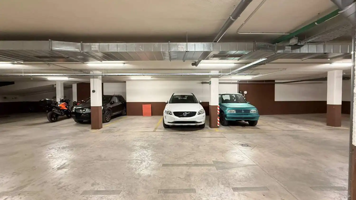 Parking de Piso en venta en Albacete con Aire acondicionado, Calefacción y Parquet