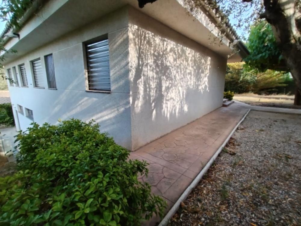 Exterior view of Single-family semi-detached for sale in Sant Esteve Sesrovires  with Heating and Private garden