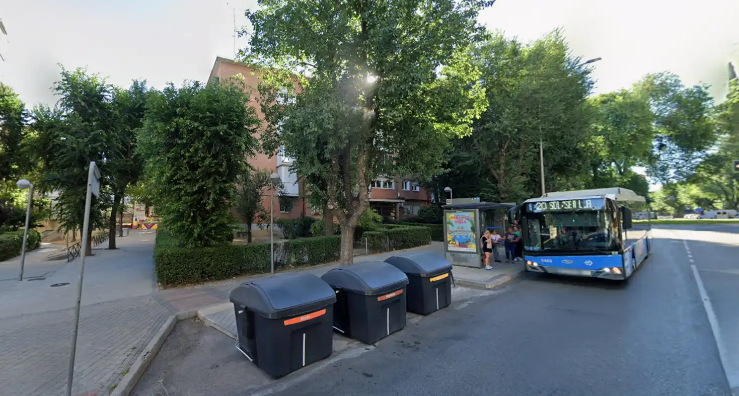 Vista exterior de Casa o xalet en venda en Madrid