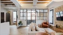 Sala d'estar de Pis en venda en  Barcelona Capital amb Aire condicionat, Calefacció i Parquet
