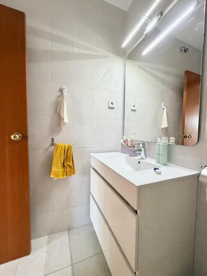 Baño de Piso en venta en Cunit con Aire acondicionado, Calefacción y Terraza