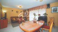 Living room of House or chalet for sale in Parla  with Heating, Parquet flooring and Terrace