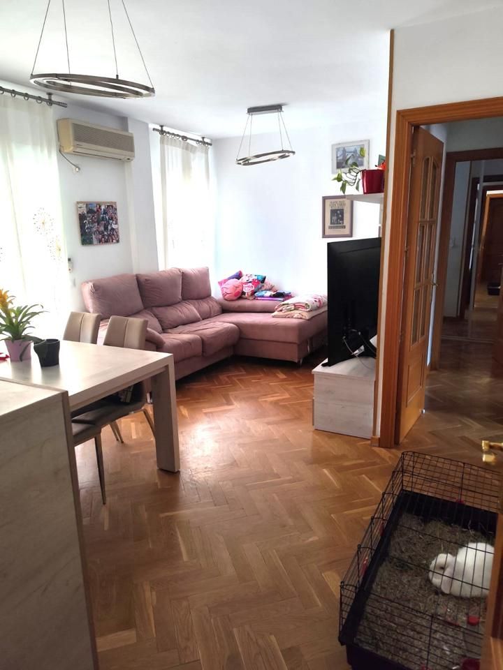 Sala de estar de Piso en venta en Alcorcón con Aire acondicionado, Calefacción y Terraza