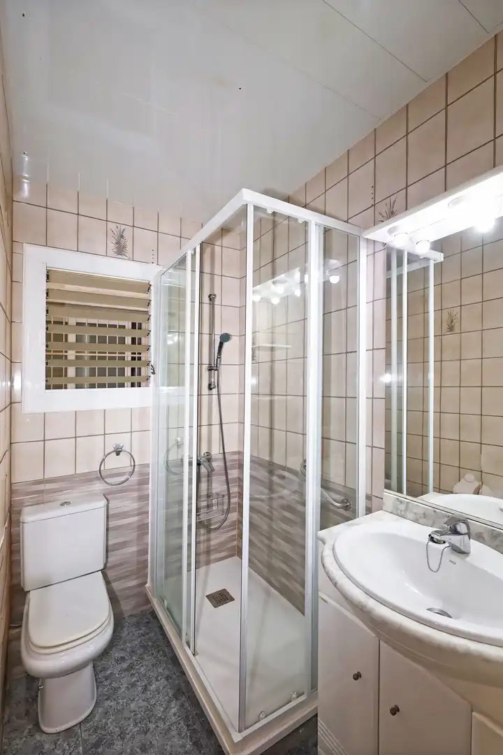 Appartamento con terrazza in vendita a Carrer de Miralta, imagen 22