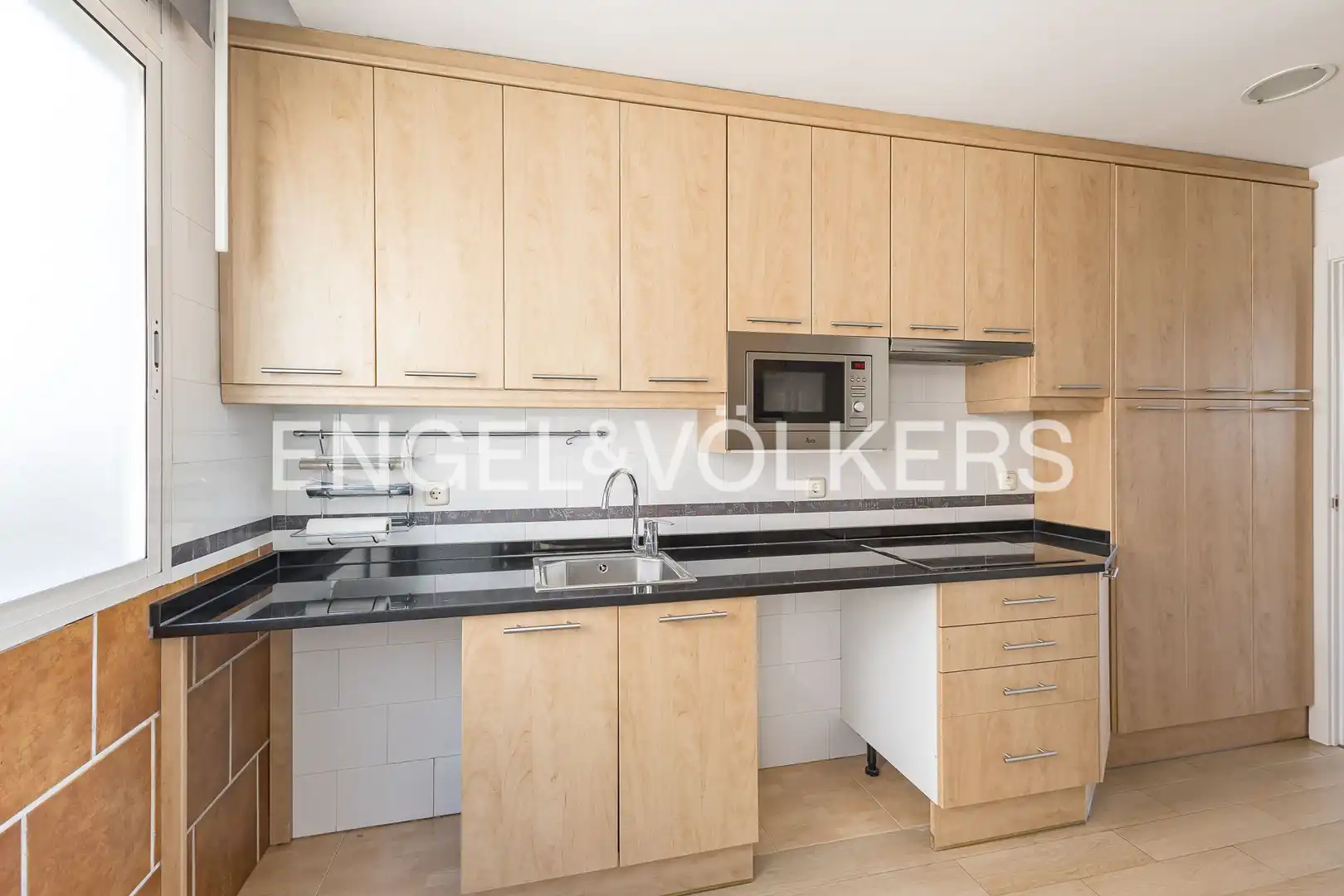 Kitchen of Flat for sale in Madrid  with Air Conditioner and Heating