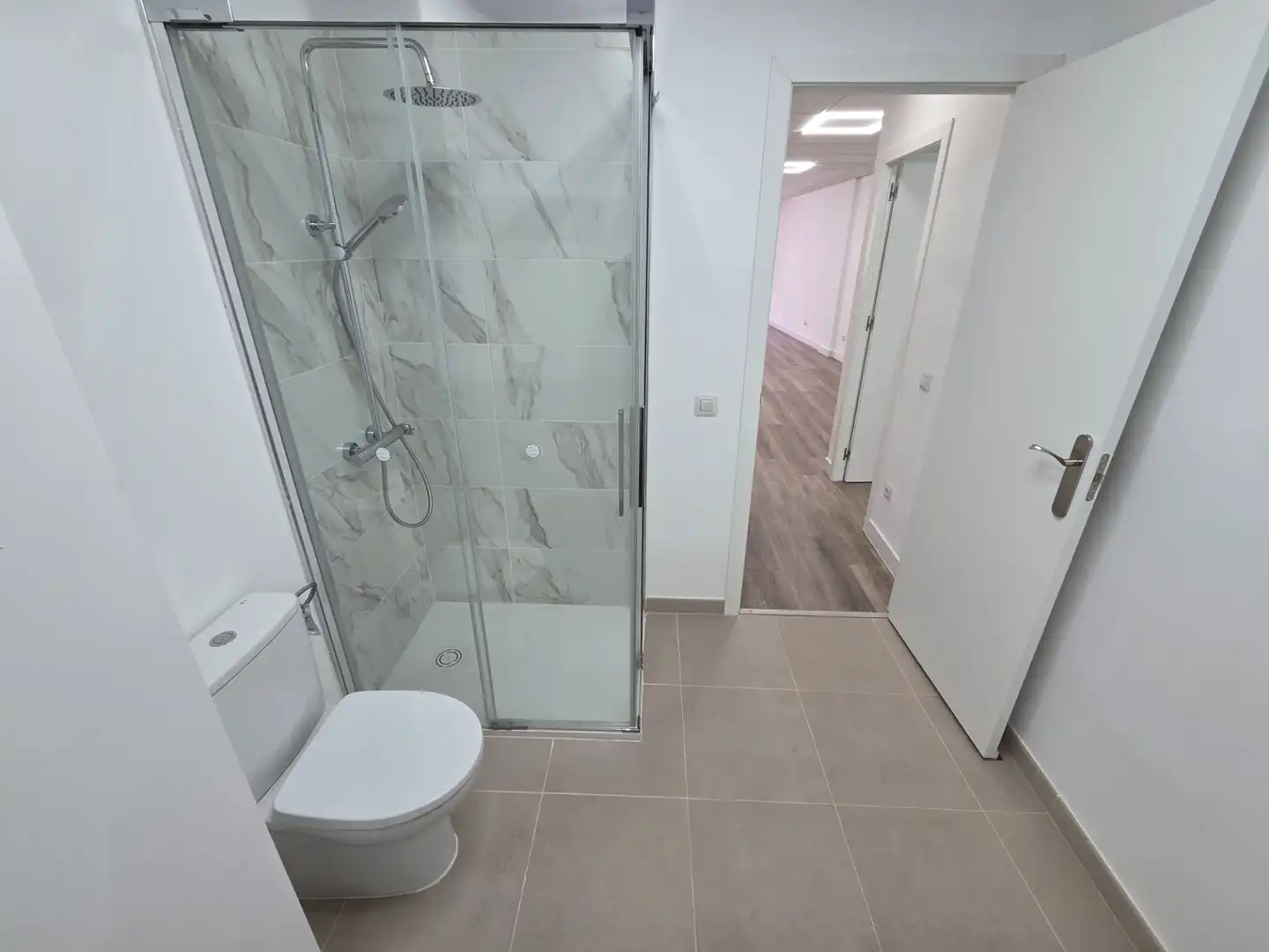 Bathroom of Flat for sale in Las Palmas de Gran Canaria  with Air Conditioner