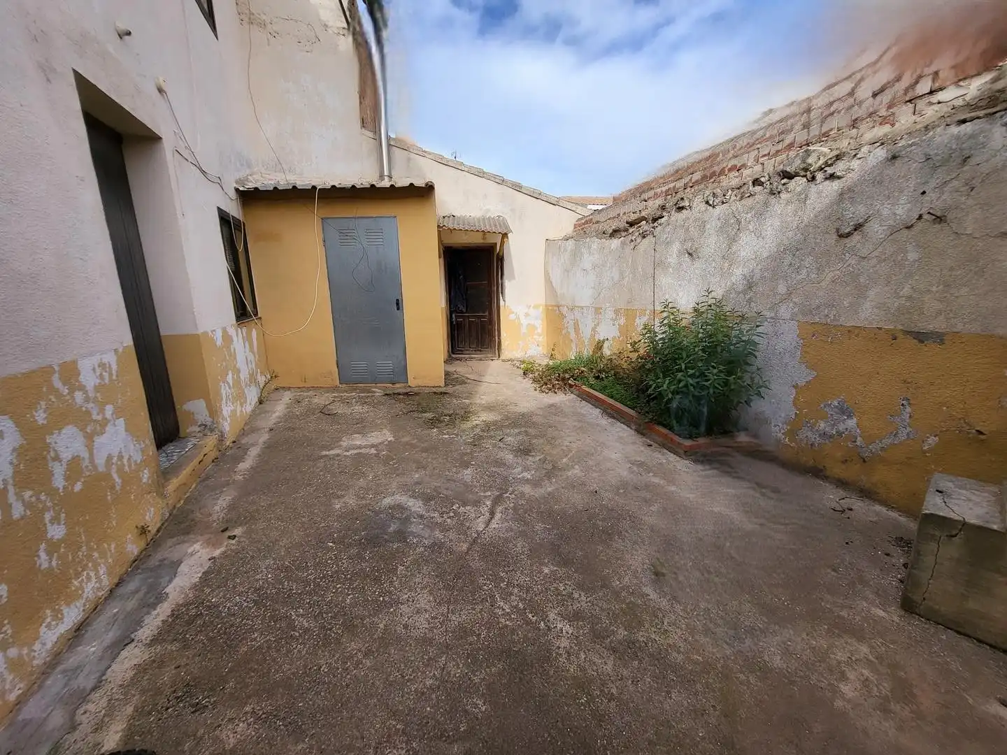 Casa amb terrassa en venda a Sisante, imagen 15