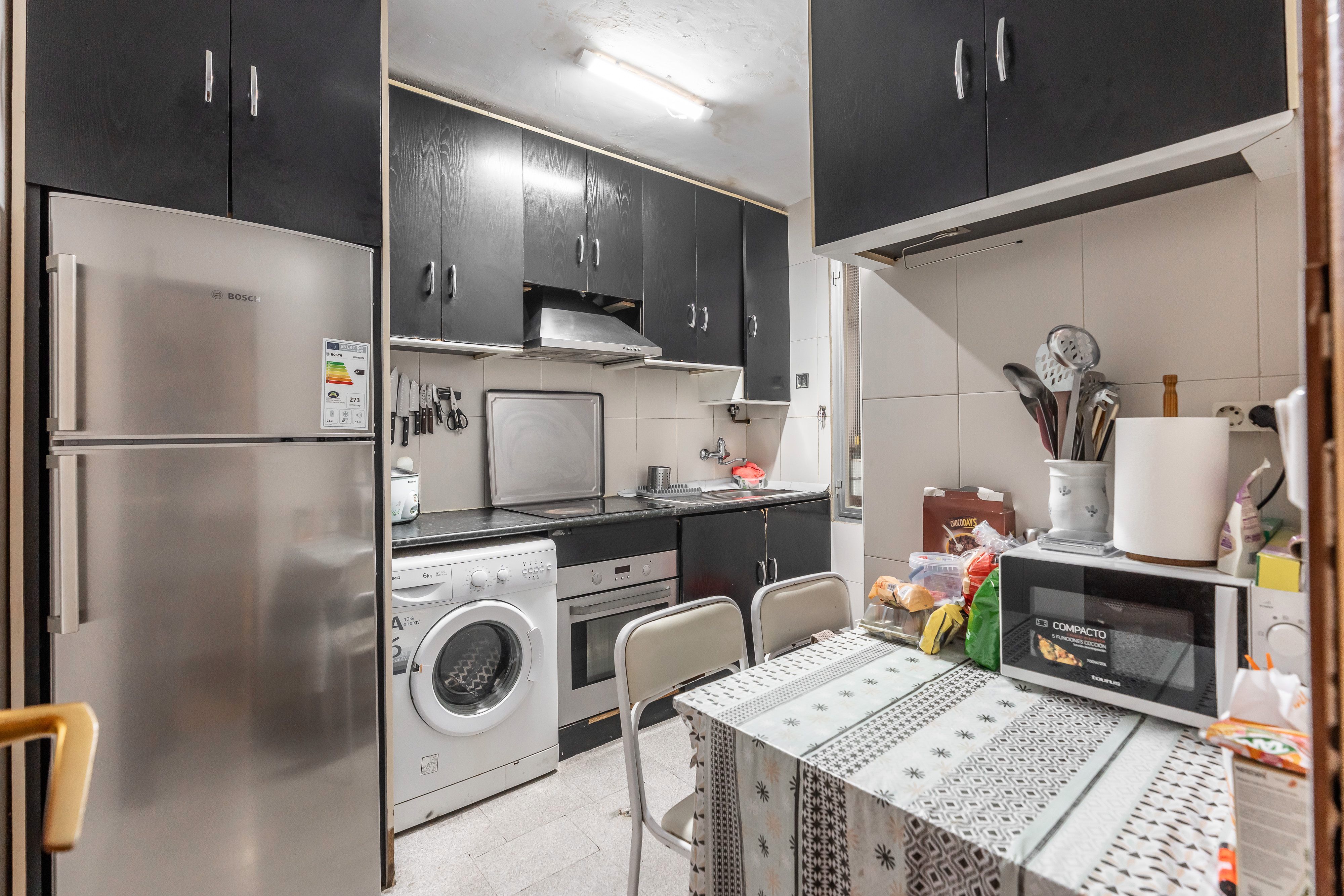 Kitchen of Flat for sale in  Madrid Capital