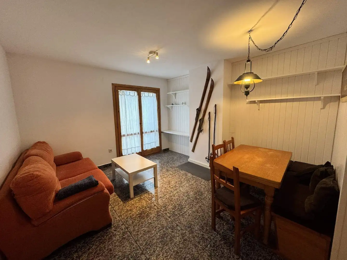 Flat with lift for sale in benasque