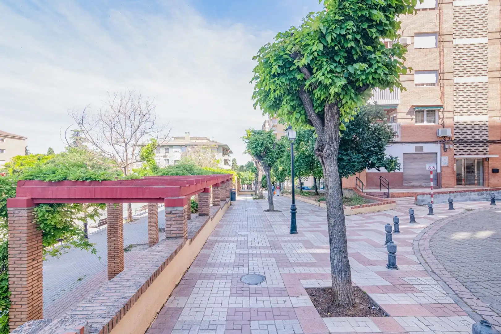 Vista exterior de Piso en venta en Granada con Aire acondicionado, Calefacción y Balcón