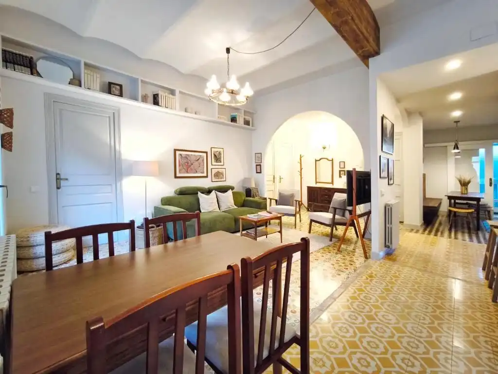 Wohnzimmer von Wohnung zum Verkauf in Campdevànol mit Heizung, Terrasse und Möbliert