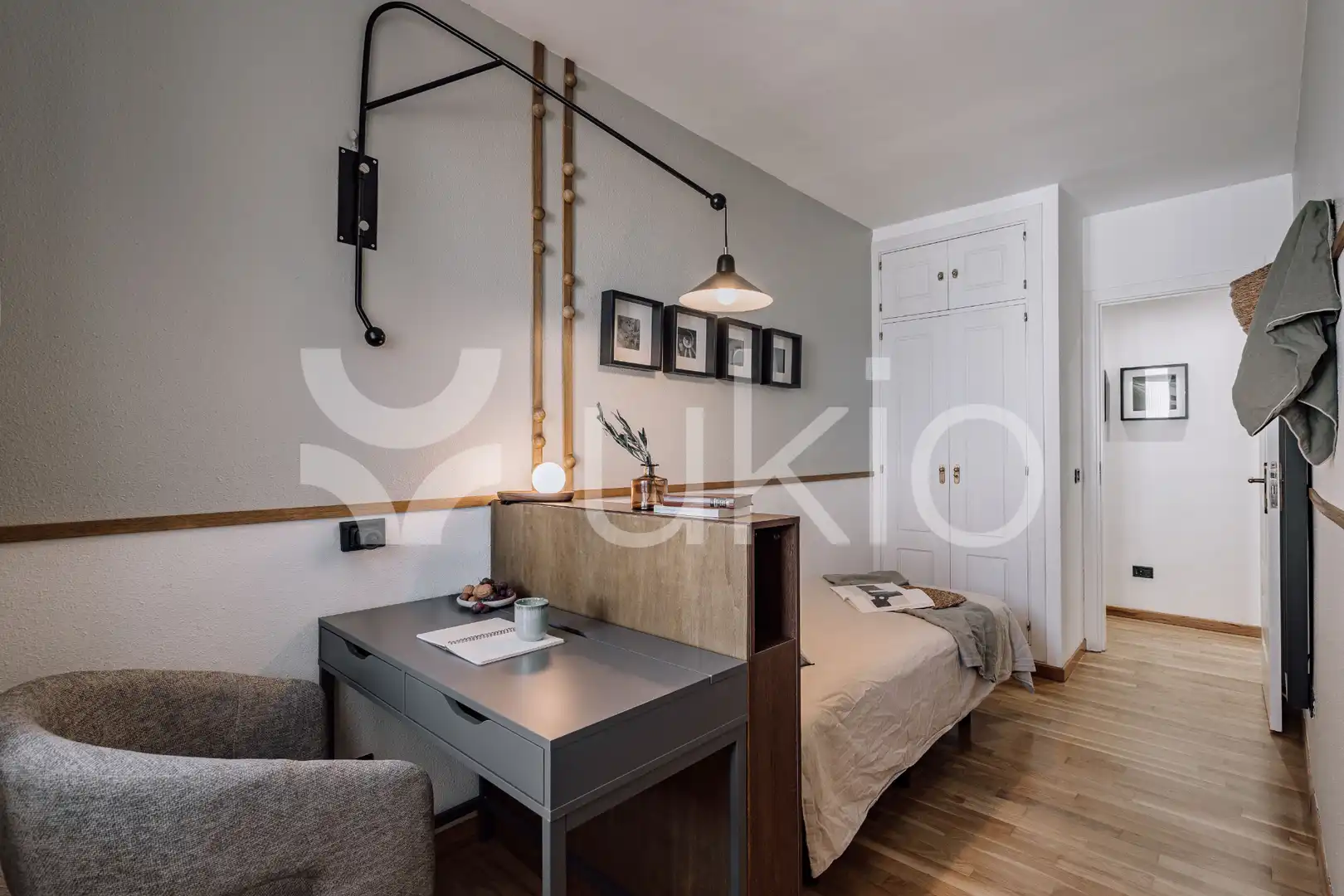 Habitación de Apartamento de alquiler en Madrid con Aire acondicionado, Calefacción y Amueblado